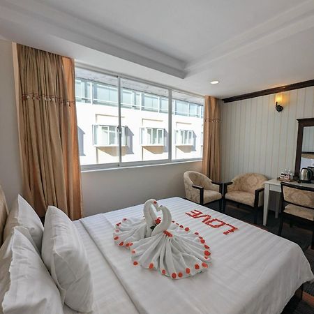 Dong Kinh Hotel Ho Şi Min Exterior foto