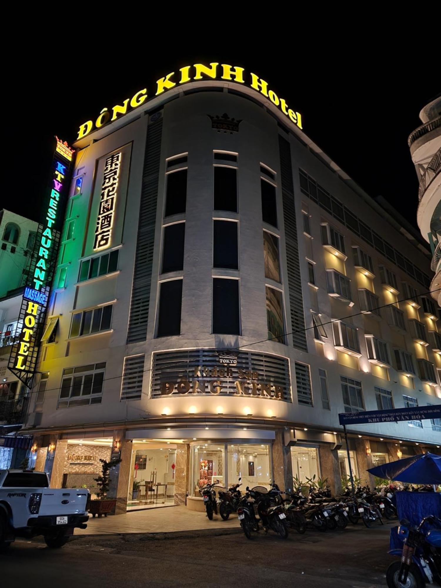 Dong Kinh Hotel Ho Şi Min Exterior foto